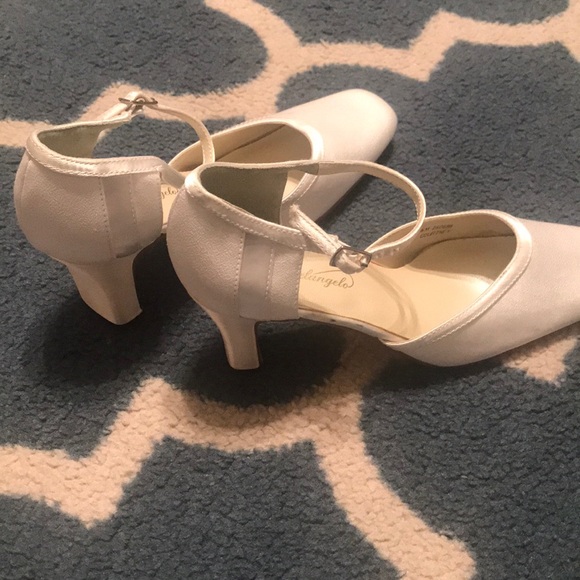 Bridal shoes from David’s Bridal - Picture 4 of 5